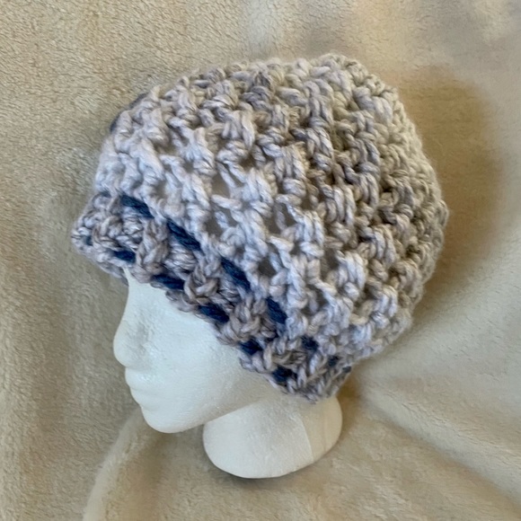 Cloche hat - Picture 2 of 6